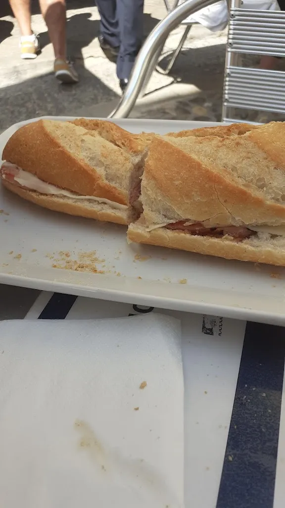 Menu_La Roca_Frías_image_2