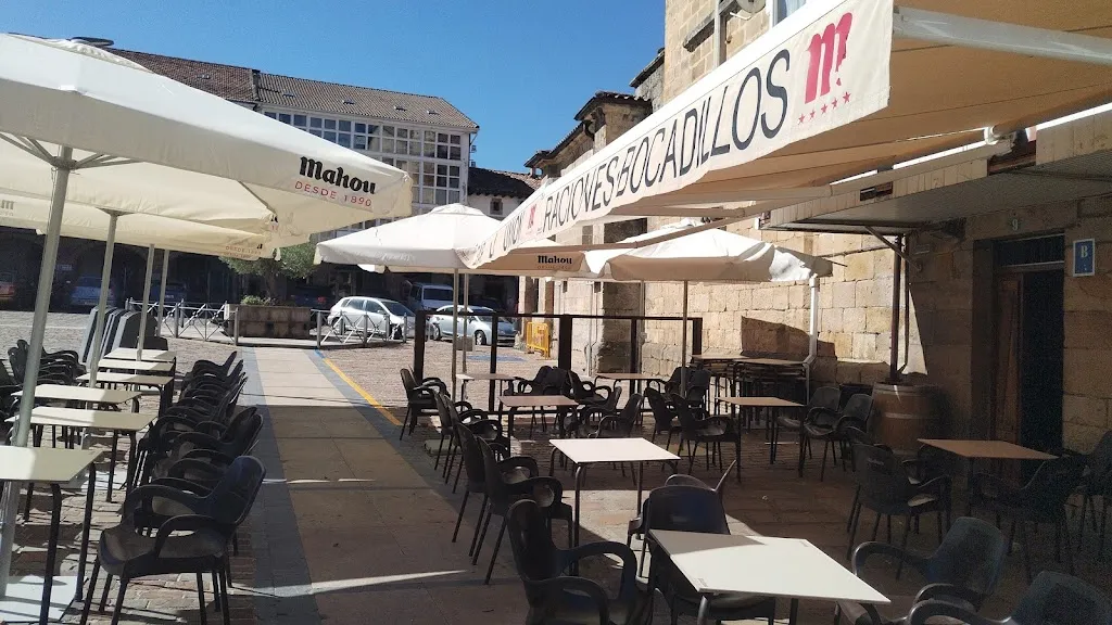 Bar Restaurante La Unión restaurant in Espinosa de los Monteros