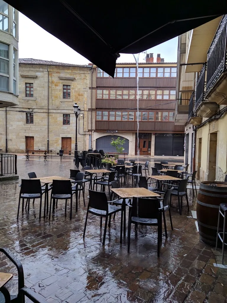 Café Los Monteros restaurant in Espinosa de los Monteros