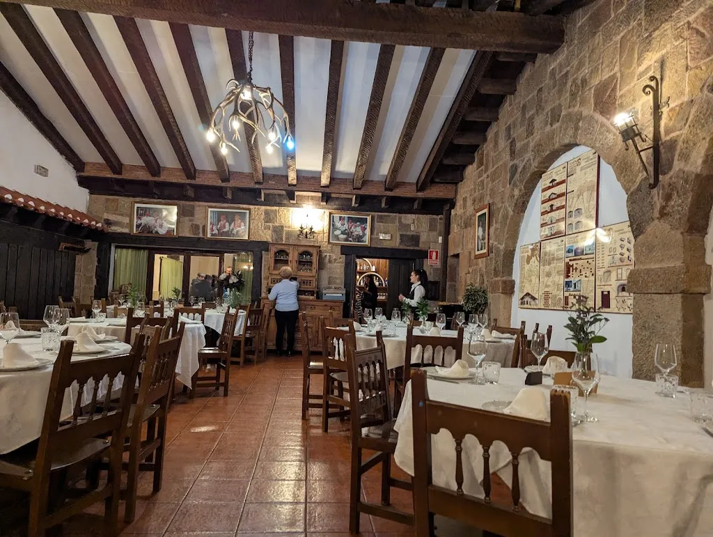 Jorge García_Mesón Restaurante El Molino_Fuentemolinos_review