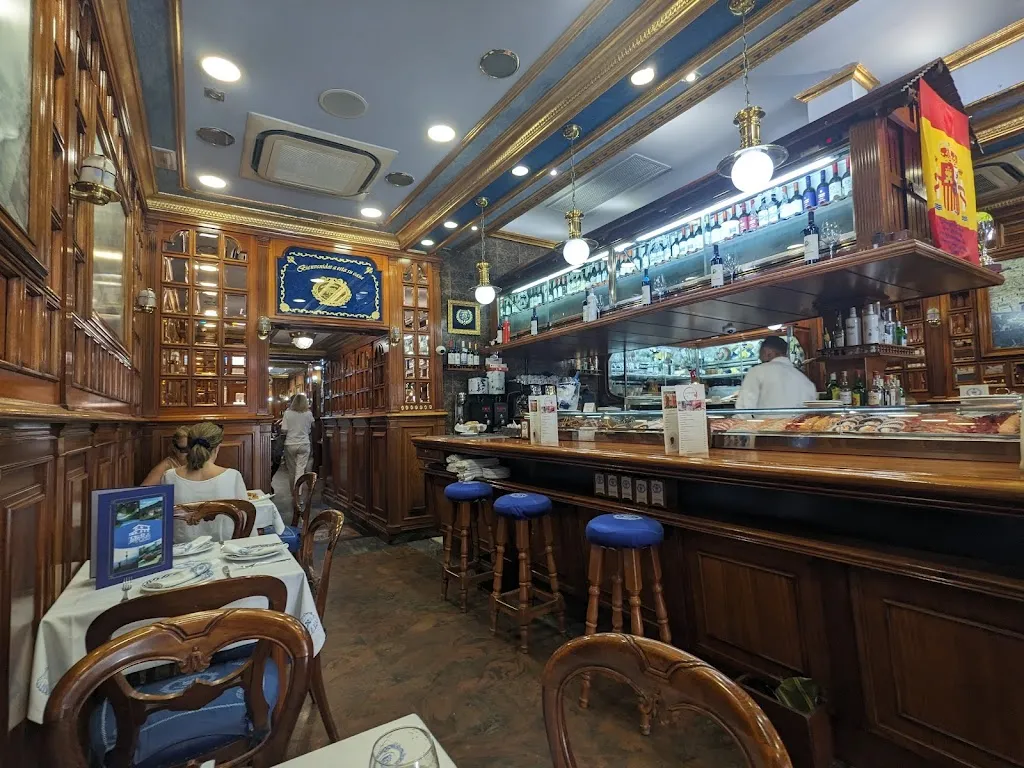 Restaurante O'Caldiño_Gallega La_slider_image_3