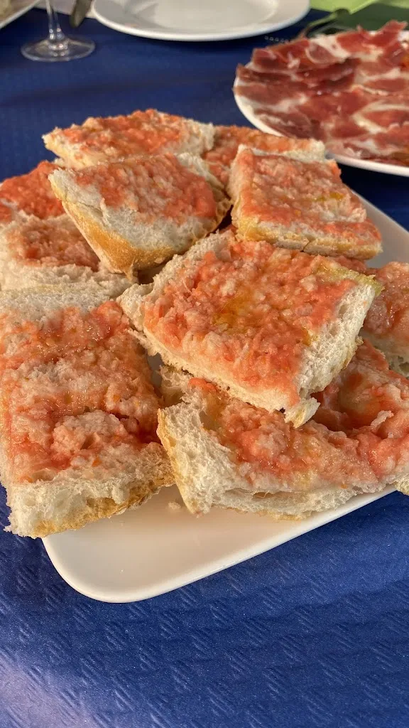 Elena Baz_Bodega Atabal_Galbarros_review