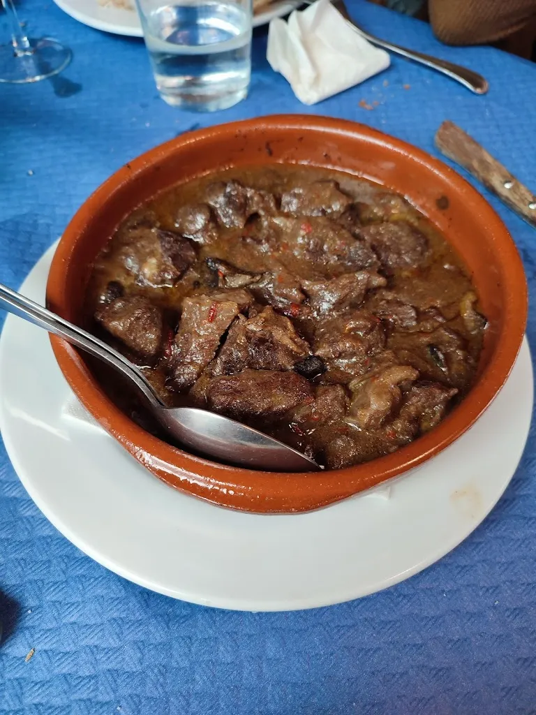 B LR_Bodega Atabal_Galbarros_review