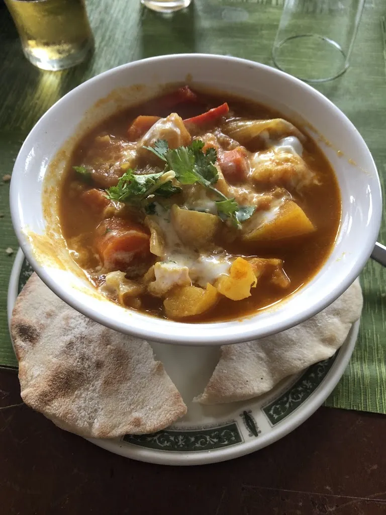 THE GREEN TREE_Hornillos del Camino_slider_image_2