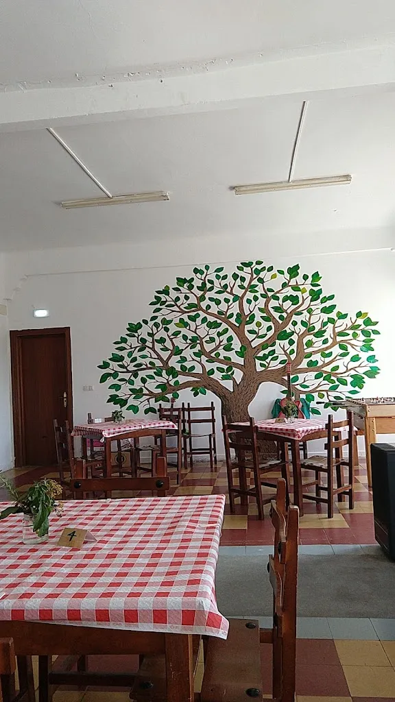 THE GREEN TREE_Hornillos del Camino_slider_image_3