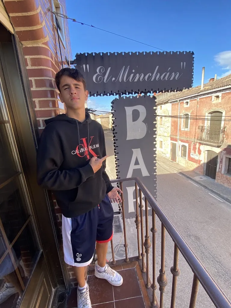 Tenuta Fratoni restaurant in Chiaiano