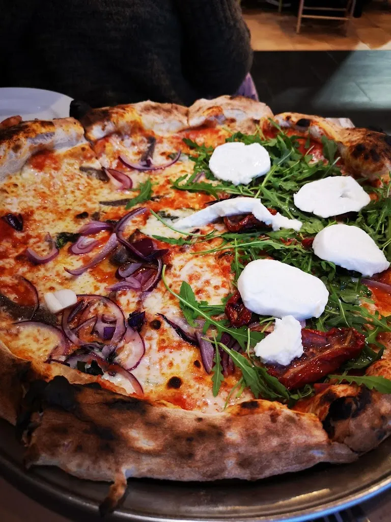 Alessandro Carmo_Sicilia in Bocca_Santiago de Compostela_review