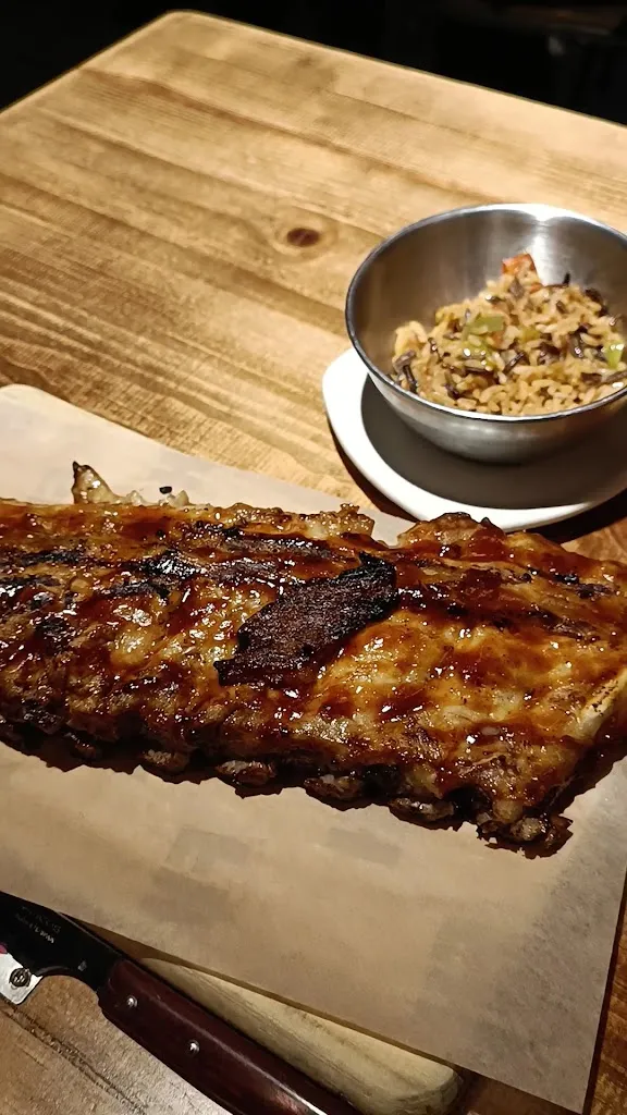 Foster's Hollywood_Horra La_slider_image_2