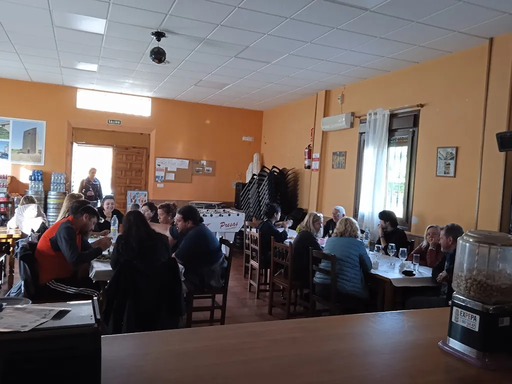 Bar el Castillo restaurant in Itero del Castillo