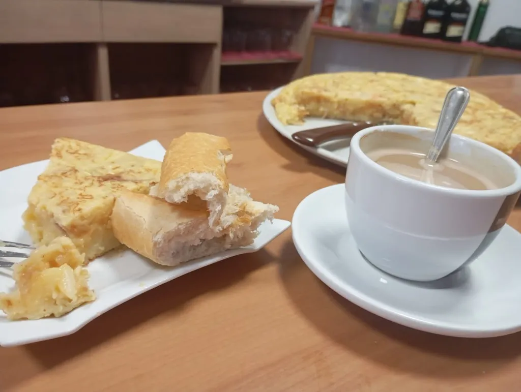 Bar el Castillo_Itero del Castillo_slider_image_3