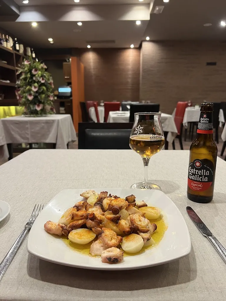 Tetiana Malyshko_Restaurante LarOs Píos_Junta de Villalba de Losa_review