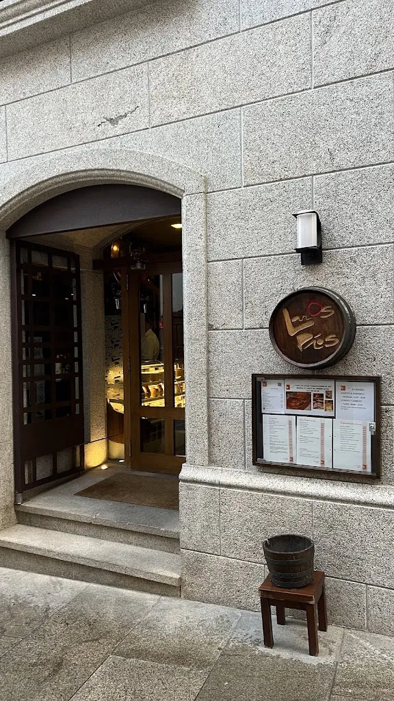 Marius Agenbag_Restaurante LarOs Píos_Junta de Villalba de Losa_review