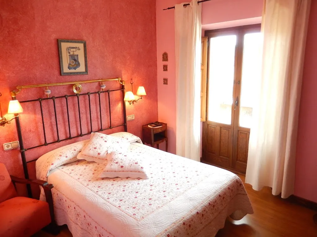 Casa rural La Casa del Médico_Hontoria del Pinar_slider_image_3