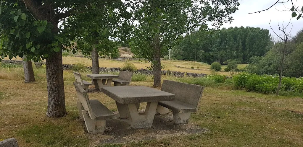 Area Recreativa La Camarera_Hontoria del Pinar_slider_image_3