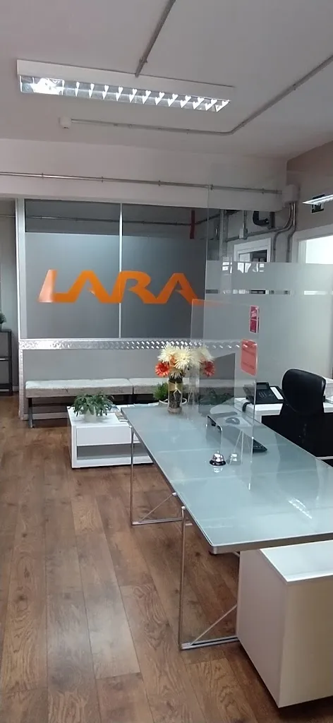 Roberto Escribano_Lara Aeronáutica_Jurisdicción de Lara_review