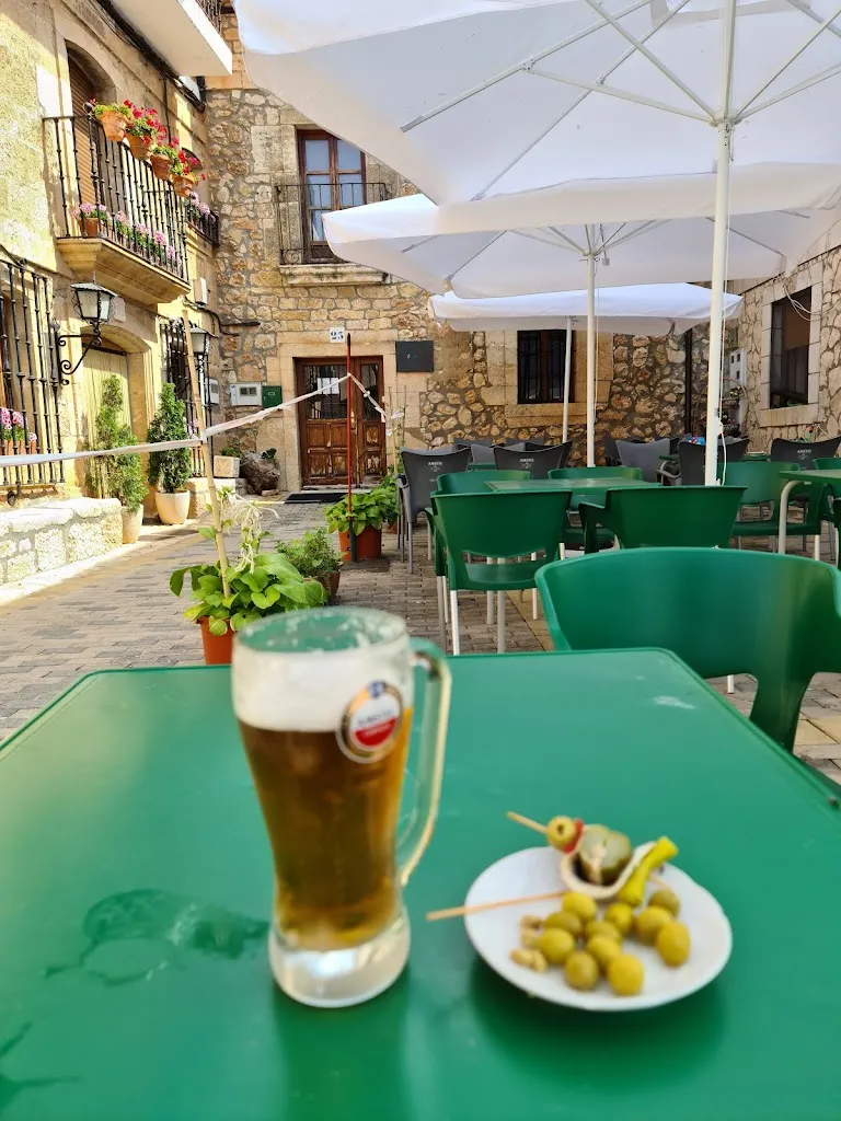 Bar La Villa restaurant in Mecerreyes