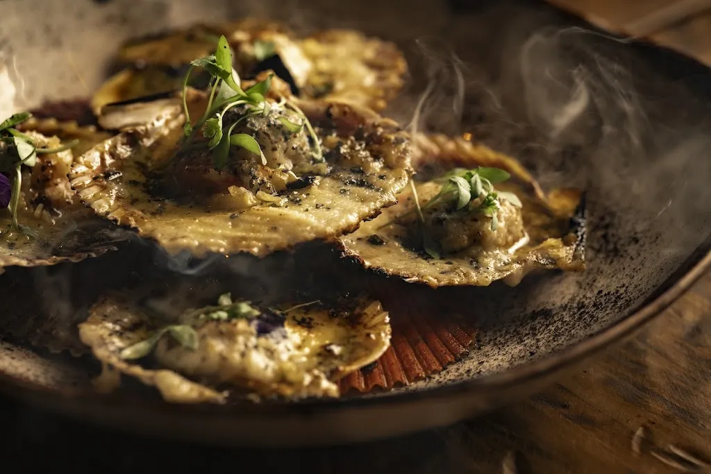 MAZÛL_Mazuela_slider_image_3