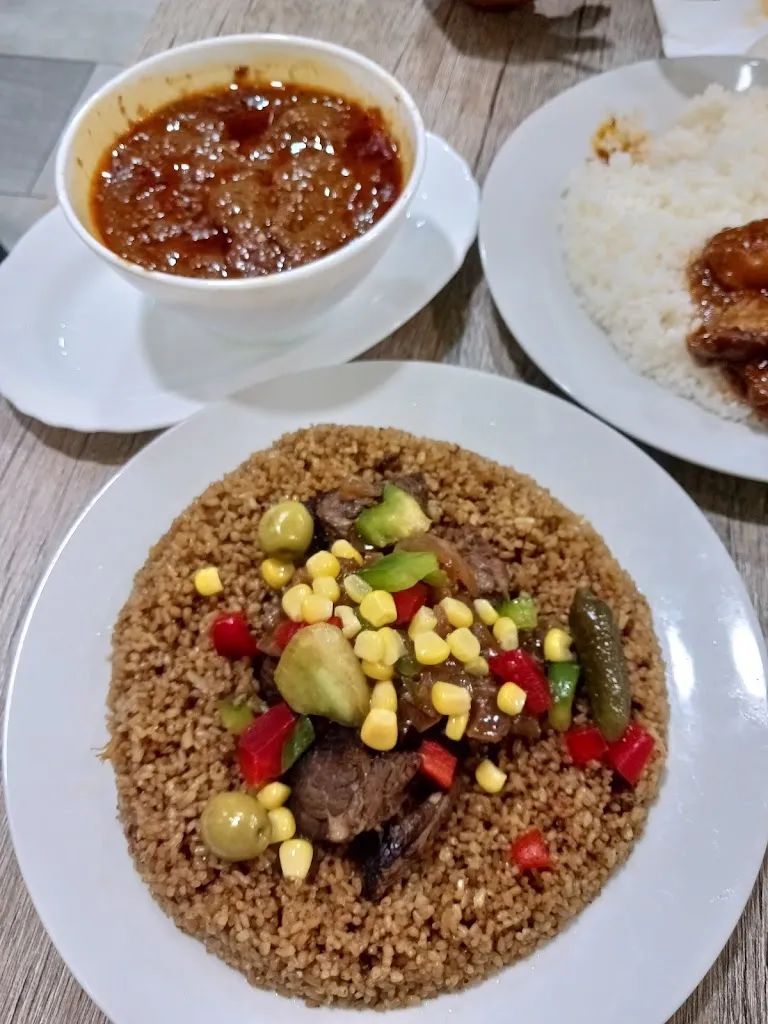 Rebecca Matthews_Diaspora Afro 221_Sobrado_review