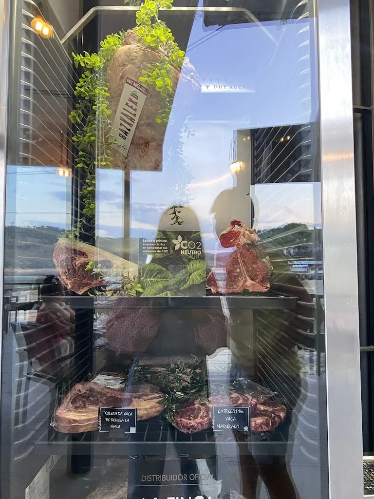 Nilufa Sarker_Restaurante Monasterio_Monasterio de la Sierra_review