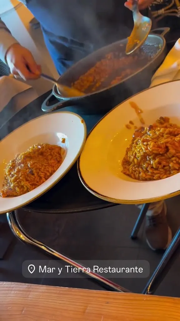 Restaurante Mar y Tierra Montecarmelo_Monasterio de la Sierra_slider_image_2