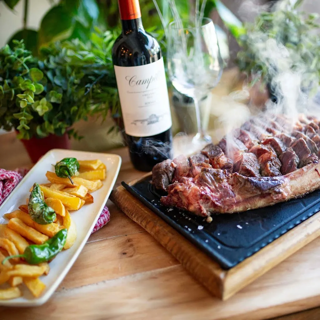 Restaurante Mar y Tierra Montecarmelo_Monasterio de la Sierra_slider_image_3