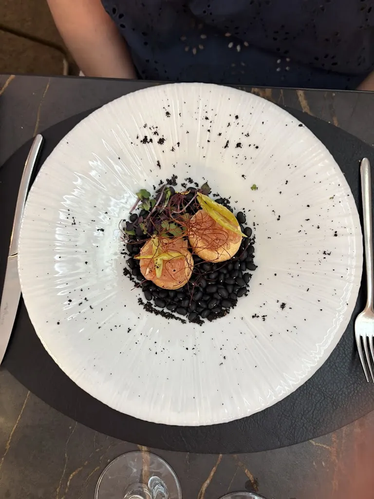 Helen Reilly_GastroVía 61 – Grupotel Mayorazgo_Ares_review