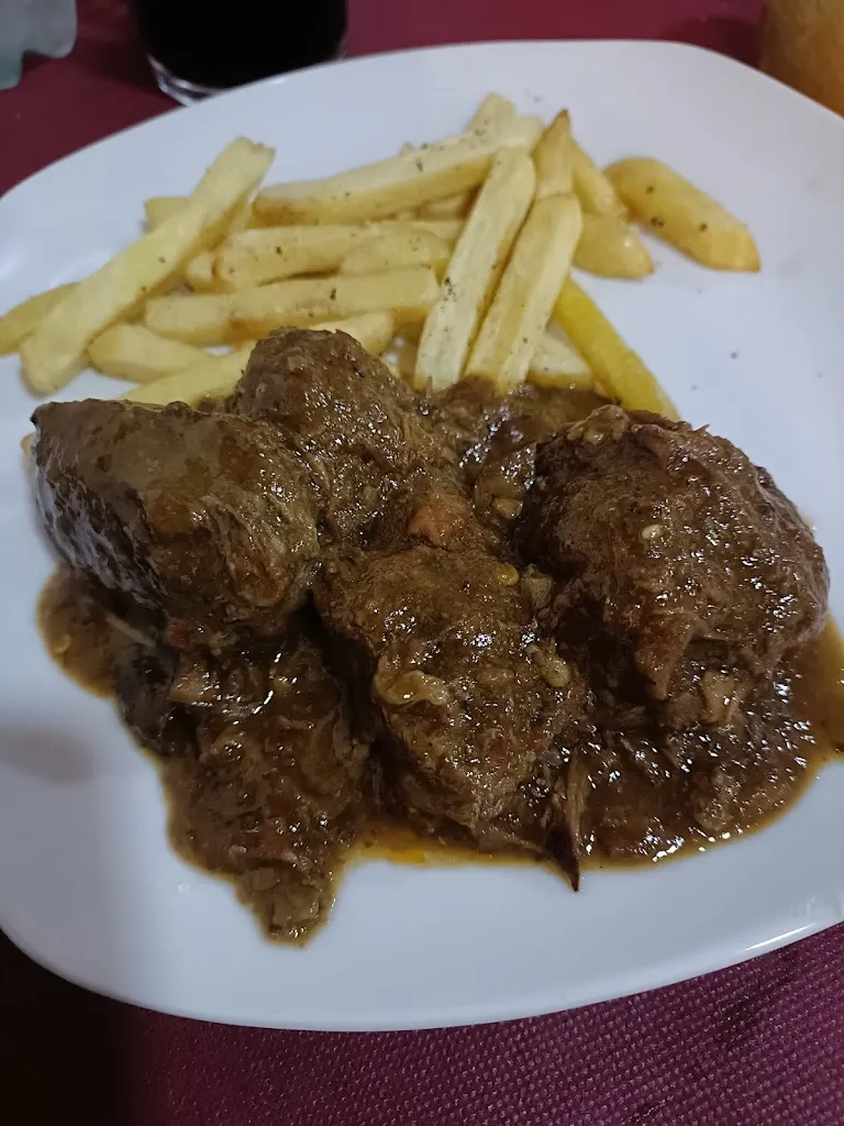 Hostal Restaurante Gary_Navas de Bureba_slider_image_3