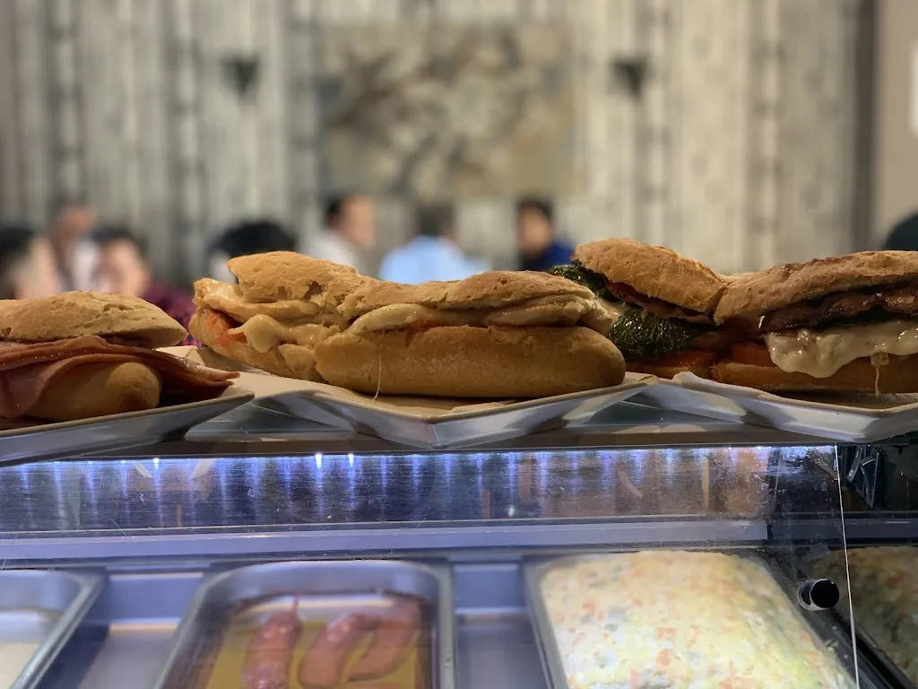 Bar Plaza Oña_Oña_slider_image_3