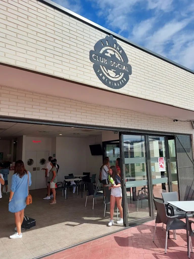 Club Social Oña Sanchinarro restaurant in Oña