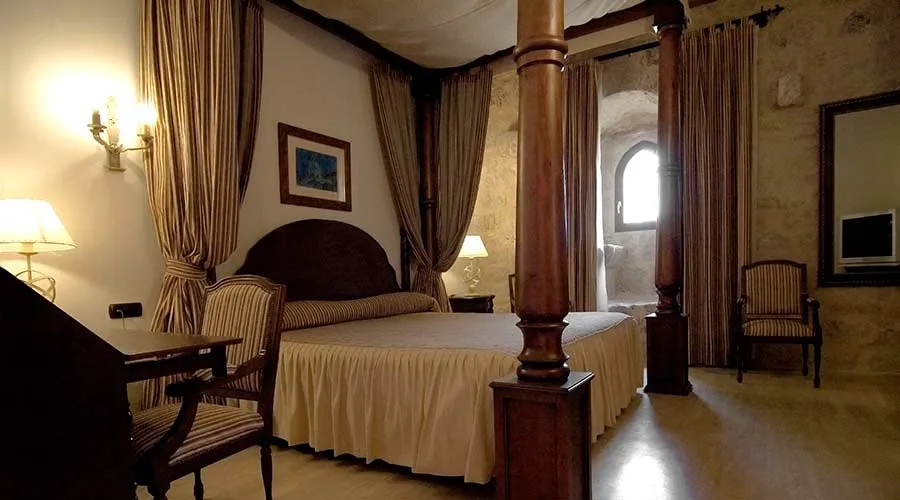 Hotel Señorío de Olmillos_Olmillos de Muñó_slider_image_3