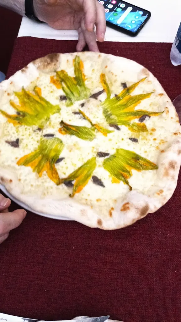 Menu_A Corte Ristorante Pizzeria Di Pino Giannetti_Montorio_image_8