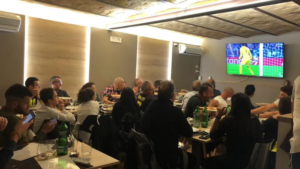 Pizzeria KonviviuM by Menaguale ristorante a Montorio