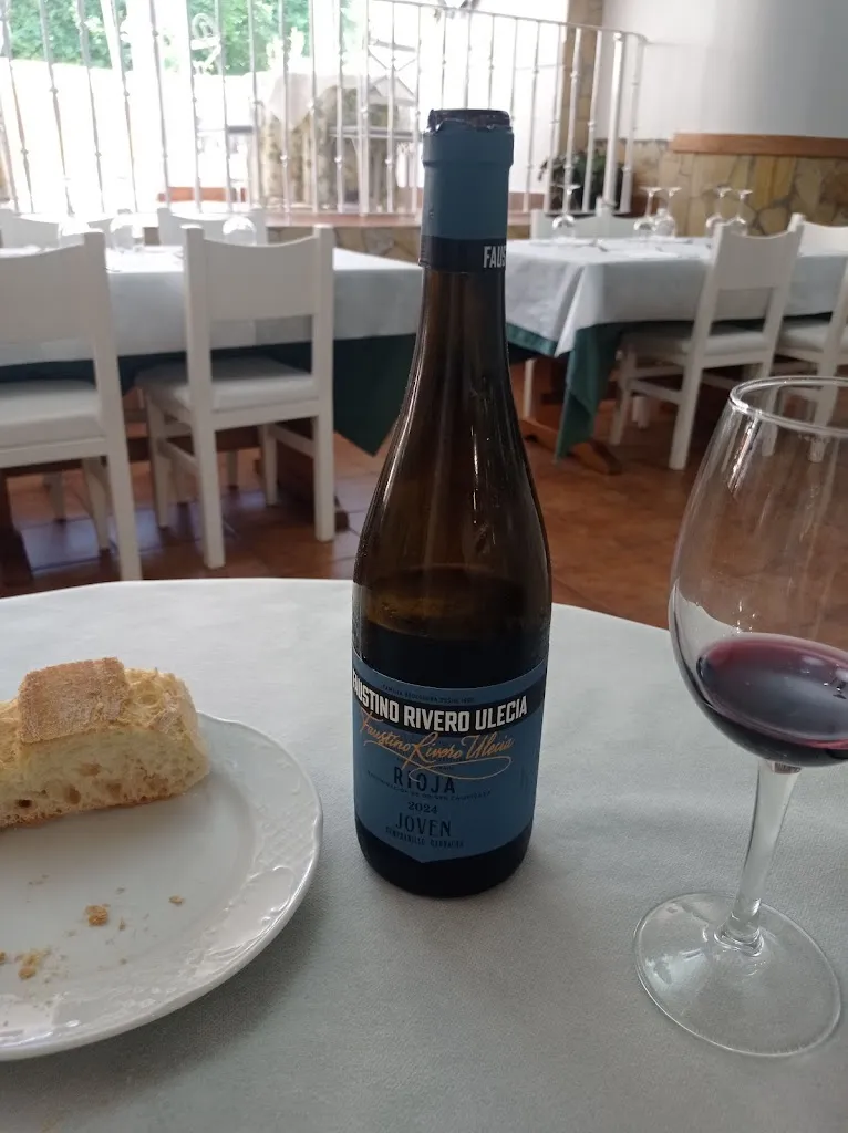 JMR ES_La Muralla_Medina de Pomar_review