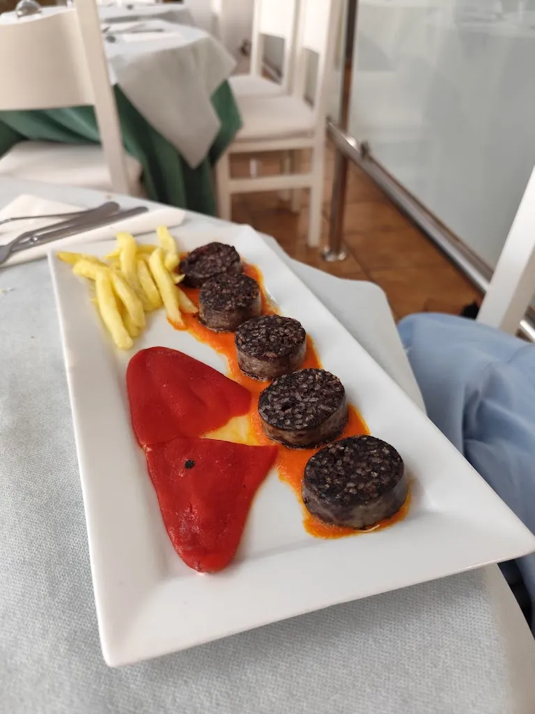 fran gil_La Muralla_Medina de Pomar_review