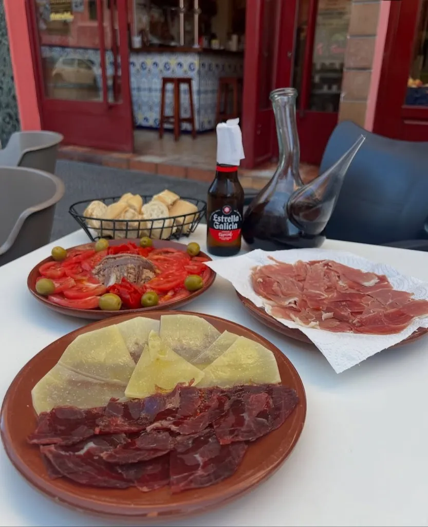 La Bodeguilla De Medina De Pomar restaurant in Medina de Pomar