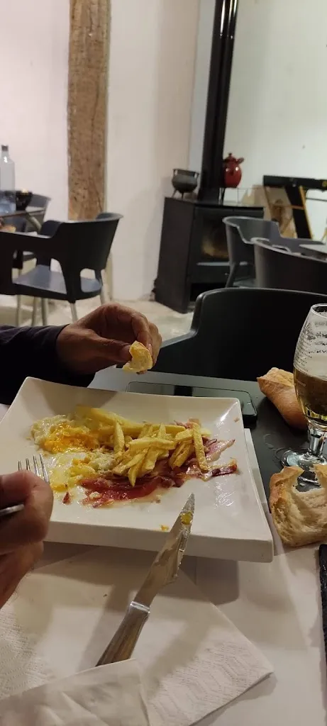 Menu_Café Tres Cantones_Medina de Pomar_image_6