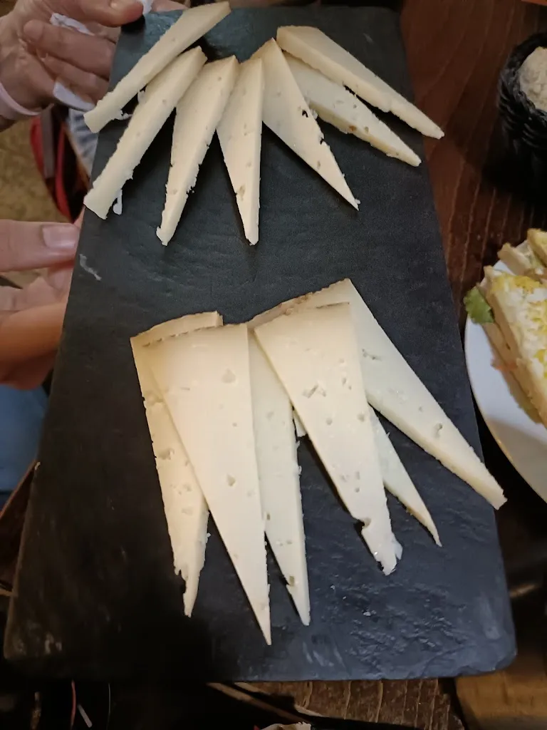 Menu_Café Tres Cantones_Medina de Pomar_image_7