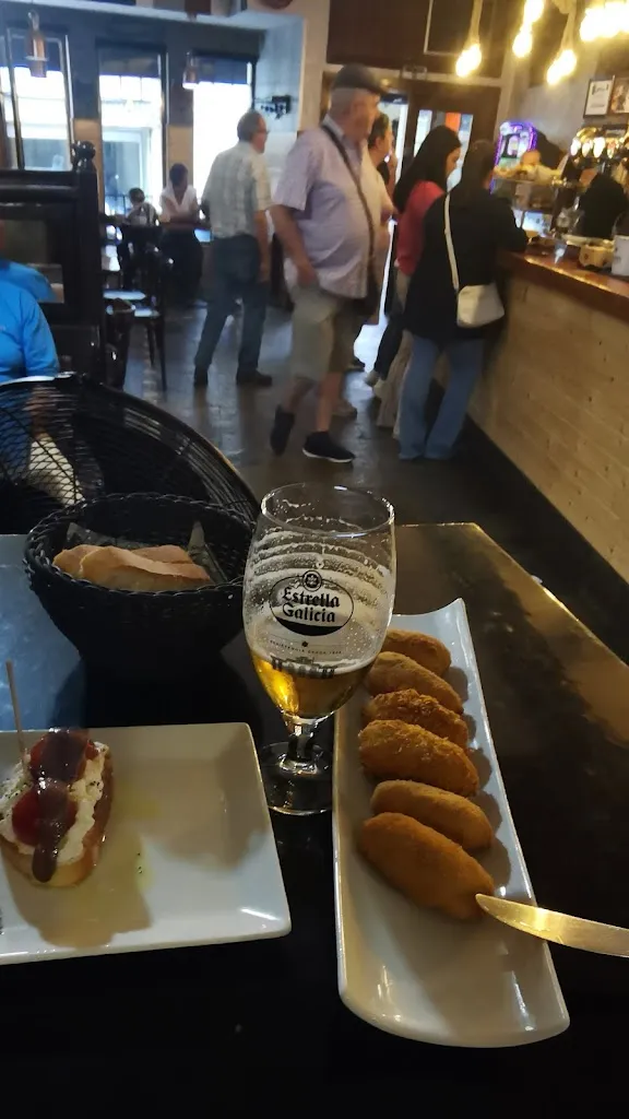 Menu_Café Tres Cantones_Medina de Pomar_image_9