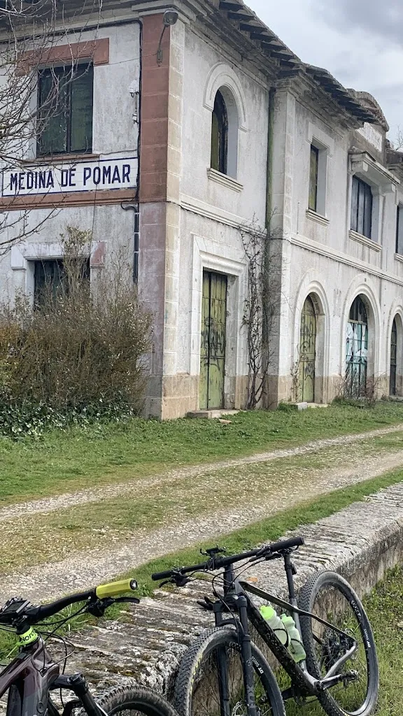 kika MM_Café Lounge El Barrio_Medina de Pomar_review