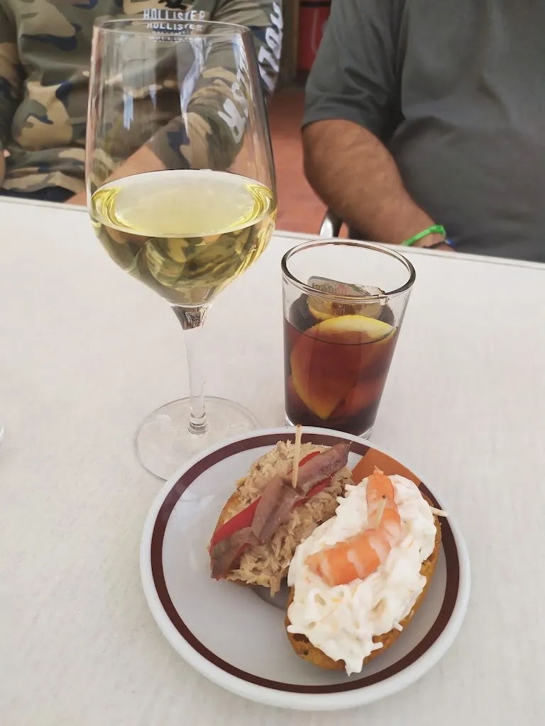 Café Bar Perón_Palacios de la Sierra_slider_image_2