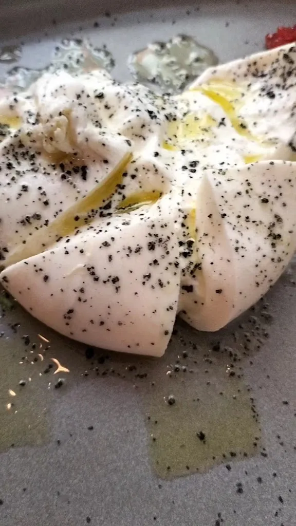 Taberna MalDeAmores_Ares_slider_image_2