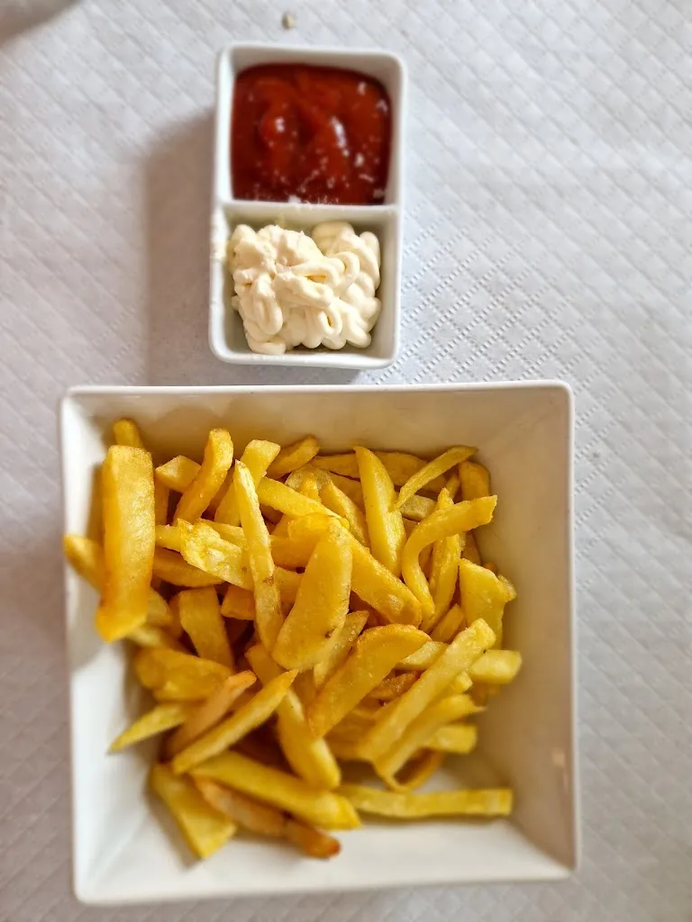 CrisBi_Bar Restaurante El Peñón de Tobalina_Partido de la Sierra en Tobalina_review