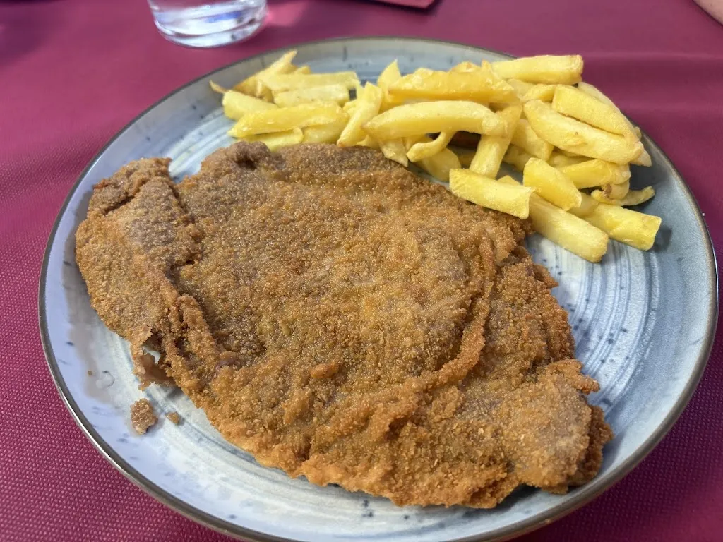 Victor G._Bar Restaurante El Peñón de Tobalina_Partido de la Sierra en Tobalina_review