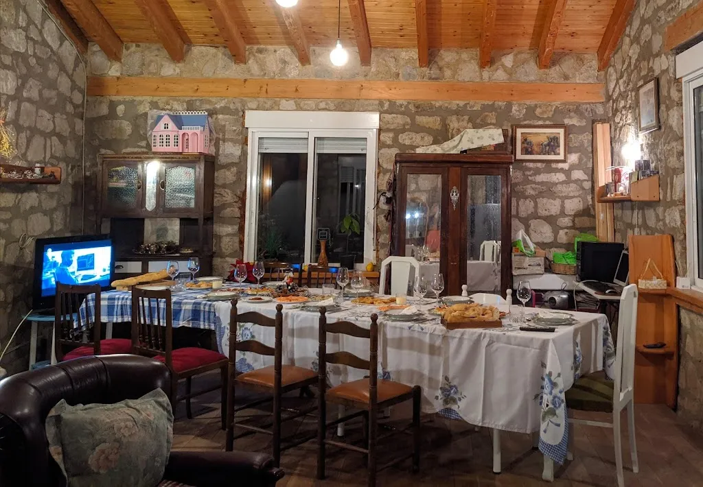 La Cantina de Pedrosa de Río Úrbel_Pedrosa del Príncipe_slider_image_1