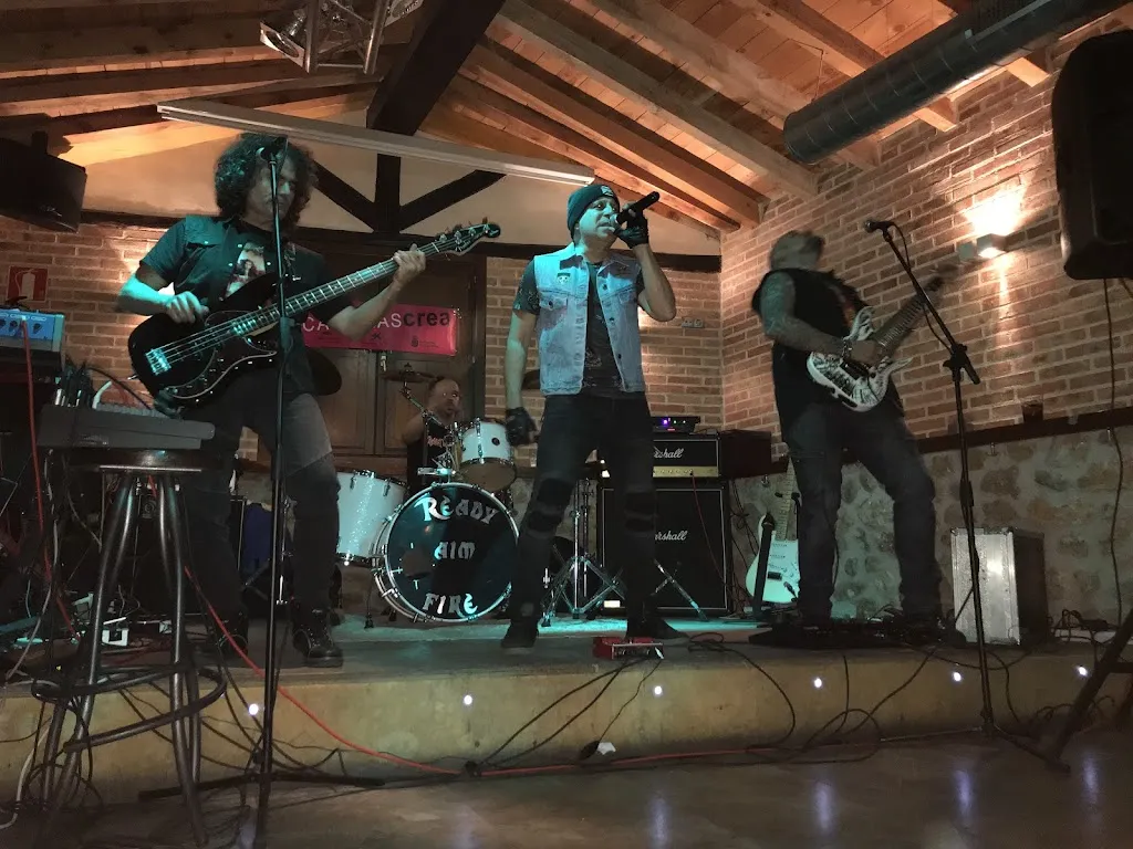 Disco Pub LA SERNA_Pinilla de los Moros_slider_image_3