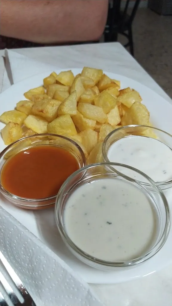 Luis Ortiz_Bar Quintanilla de la Mata_Quintanilla de la Mata_recensione