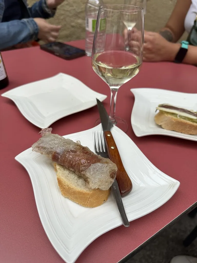 Mariano Parra_Meson Manolito_Pradoluengo_review