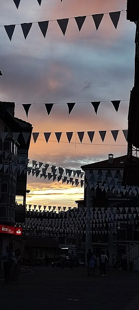 Bar Makoki_Pradoluengo_slider_image_2