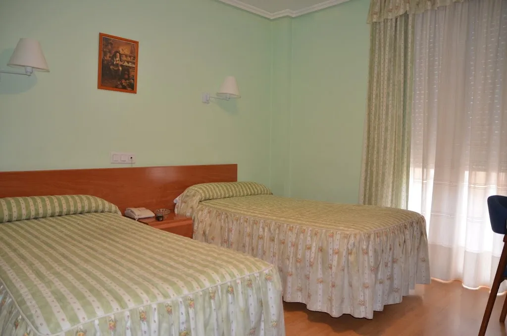 Hostal Adela_Pradoluengo_slider_image_2