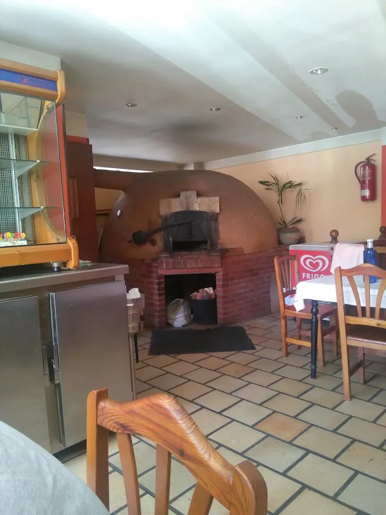 Félix y Javier Restaurante_Rabanera del Pinar_slider_image_3